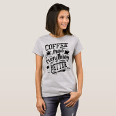 コーヒーはTシャツを良くする – Barista Tシャツ (正面フル)