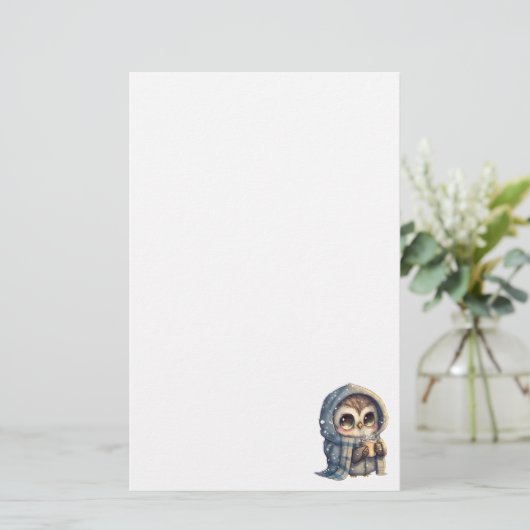 コーヒーを入れたかわいい大きな目のフクロウ 便箋 (スタンド正面)