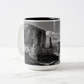 コーヒーを目覚めて下さい ツートーンマグカップ (正面左)