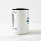 コーヒーを飲み過ぎてるのは知もしってる… マグカップ (中央)