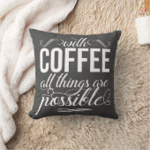 コーヒーを飲めば全てのことが可能になる |タイポグラフィ クッション (ブランケット)
