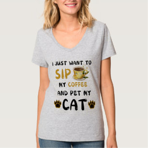 コーヒーを飲んでキャットコーヒーCaをペットにしたいだけ Tシャツ