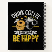 コーヒーを飲んでベーグルを食べて幸せに ノートブック (裏面)
