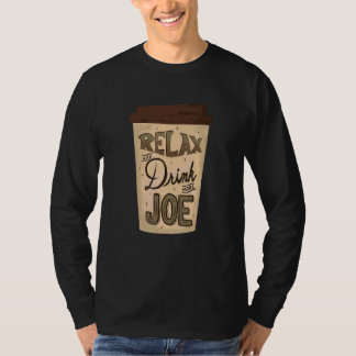 コーヒーを飲リラックスみながら、より多くのJoe Hand Lett Tシャツ