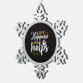 コーヒーアートの生活がコーヒーを救済生む スノーフレークピューターオーナメント (右)