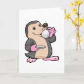 コーヒーカップとソーサーのあるモグラ カード (黄色い花)