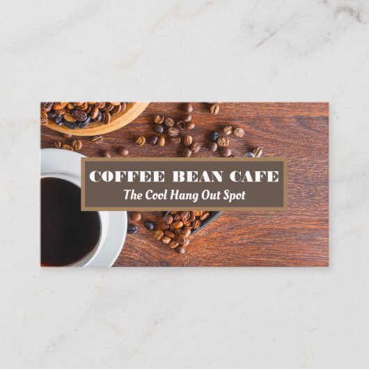 コーヒーカップと豆の木製テーブル 名刺 (正面)