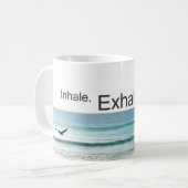 コーヒーカップを呼吸して下さい及びリラックスして下さい コーヒーマグカップ (正面左)