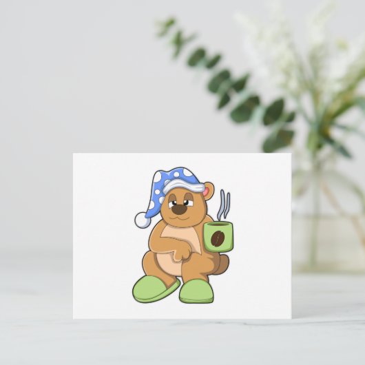コーヒーカップを持ったクマとねぼすけ ポストカード (スタンド正面)