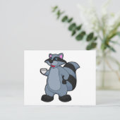 コーヒーカップを持ったラクーン ポストカード (スタンド正面)