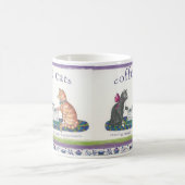 コーヒーキャッツがクリーミーなカプチーノの上で喋る コーヒーマグカップ (中央)