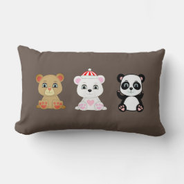 コーヒーブラウンの地に描かれた3匹のかわいいクマのキャラクター ランバークッション