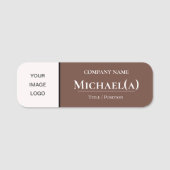 コーヒーブラウン&ホワイト:ビジネスモダンロエレガントゴ 名札 (正面)