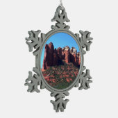 コーヒーポットロックII (セドナ・アリゾナ) スノーフレークピューターオーナメント (左)