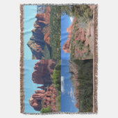 コーヒーポットRock Iのセドナ・アリゾナ スローブランケット (正面縦)