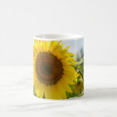 コーヒーマグ - 美しいひまわりの花畑 コーヒーマグカップ (中央)