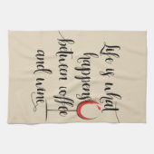 コーヒーワインの間で生きる手書き キッチンタオル (横)