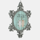 コーヒー及び友人は完全なブレンドのオーナメントです スノーフレークピューターオーナメント (左)