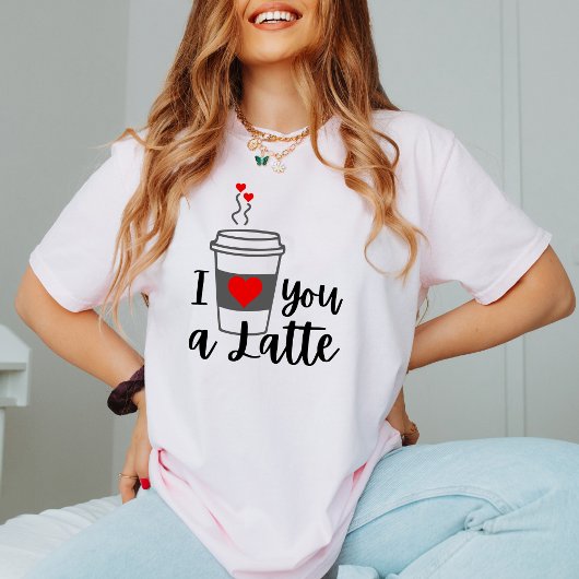 コーヒー大好き。可愛おもしろいいアンチバレンタインの贈り物 Tシャツ