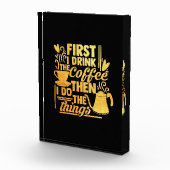 コーヒー好きが先にコーヒーを飲む フォトブロック (右)