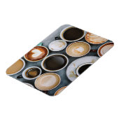 コーヒー好きの人がカフェインを夢見る マグネット (左側)