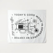 コーヒー好きの女の子フローラコテージコア美学 タペストリー (正面(横))