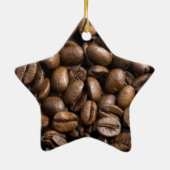コーヒー好きの豆の茶色の背景 セラミックオーナメント (裏面)