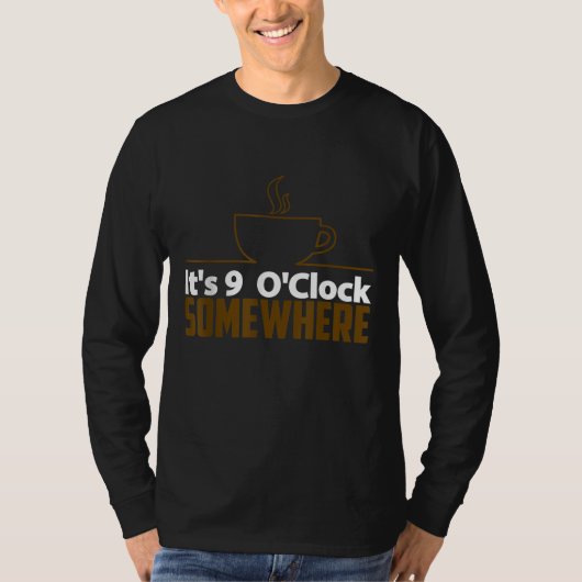 コーヒー好きギフト – どこかで9時 Tシャツ (正面)
