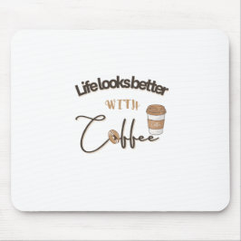 コーヒー愛好家のためのことわざを持つコンピュータマウスパッド。 マウスパッド
