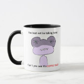 コーヒー愛好家のための黒かわいいrelatableカエルのマグカップ マグカップ (左)