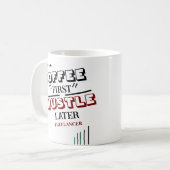 コーヒー最初の喧騒の後のフリーランサーのコーヒーマグ コーヒーマグカップ (正面左)