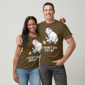 コーヒー用のデカフデザイン Tシャツ (ユニセックス)