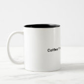 コーヒー第一。人はその後ミニマリストの引用 ツートーンマグカップ (左)