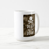 コーヒー豆とクロスボーンのデカフ前の死 コーヒーマグカップ (正面右)