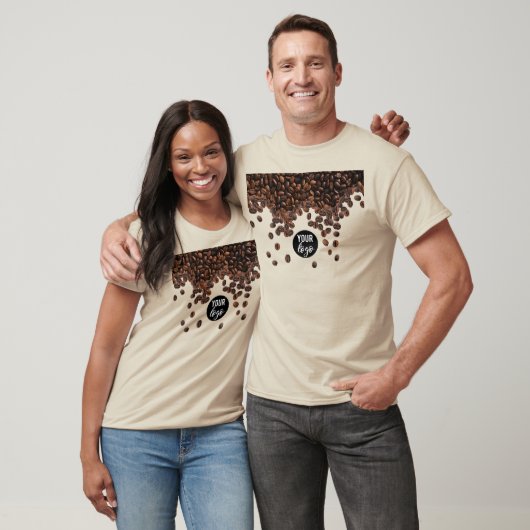 コーヒー豆のプロフェッショナルビジネスロゴ Tシャツ (ユニセックス)