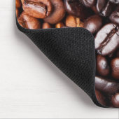 コーヒー豆-焼ける全ライトおよび暗闇 マウスパッド (コーナー)