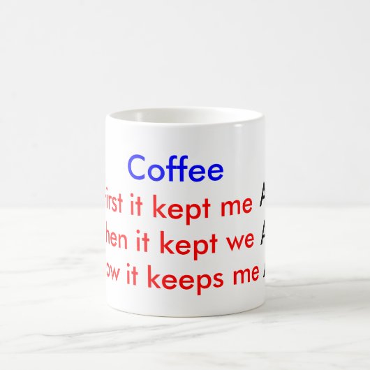 コーヒー豆、警報目がさめている生きた コーヒーマグカップ (中央)