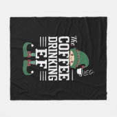 コーヒー飲み小妖精や小人家族の一致するクリスマス フリースブランケット (正面(横))