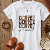 コーヒー。コーヒー。コーヒー好き。 Tシャツ