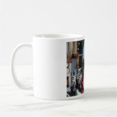 コーヒー・マグを"追い出します" マグカップ (左)