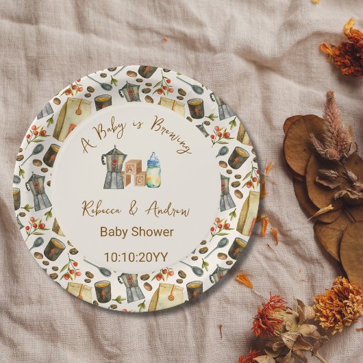 コーヒーAベビーは赤ちゃんシャワーを醸造している ペーパープレート