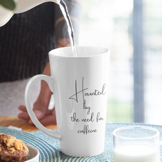 コーヒ幽霊のよく出るー・ホワイト・ハロウィーンで カフェラテマグ