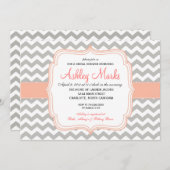 コーラルとグレーのシェブロン招待状 招待状 (正面/裏面)