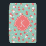 コーラルアンドアクアシックヴィンテージフローラプリントモノグラム iPad MINIカバー<br><div class="desc">ヴィンテージガーリーフローラのプリントパターモダンンと可愛いとデザインパーソナライズされた、シックなクアトレフォイルのフレームにカスタムあなたのイニシャルモノグラムの名前と。クリックカスタマイズモノグラムの文字フォントと色を変更して、独自の種類のデザインを作成する。愛らしいユニークプレゼント！</div>