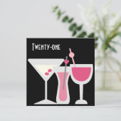 コーラルピンクとブラックの女性向け21歳誕生日パーティー 招待状 (スタンド正面)