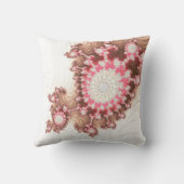 コーラルピンクと茶色のフラクタルシーシェル抽象芸術 クッション (裏面)