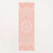 コーラルピンクビューティフルマンダラパーソナライズされたボホ ヨガマット (正面)