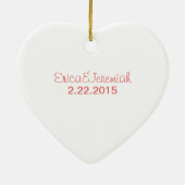 コーラルピンクペイズリーハート セラミックオーナメント (裏面)