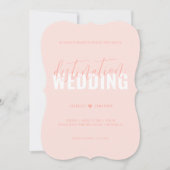 コーラルピンクモダンの目的地の結婚式招待状 招待状 (正面)