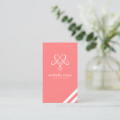 コーラルピンクモダンハートと渦巻き 名刺 (スタンド正面)